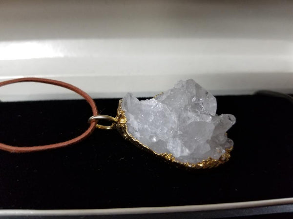 Collar Piedra natural.