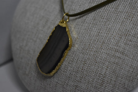 Collar Piedra natural.